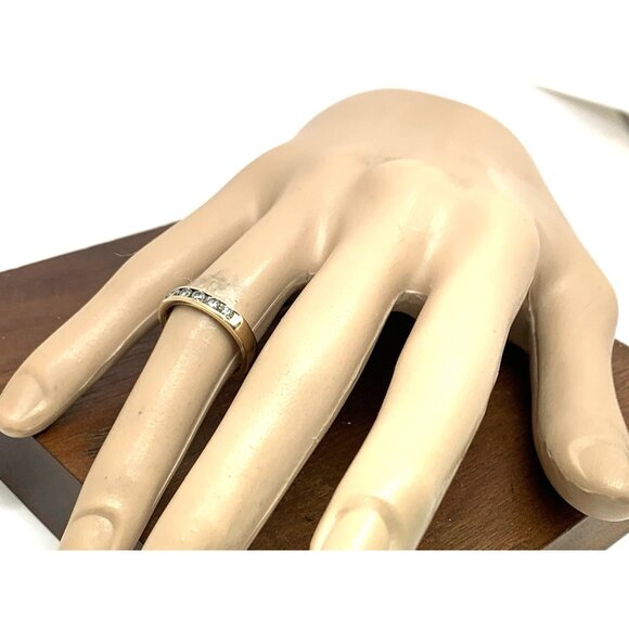 Women's Wedding Band Diamond 0.10ctw 14k Yellow Gold Stackable Ring Size 6 - Picture 13 of 14